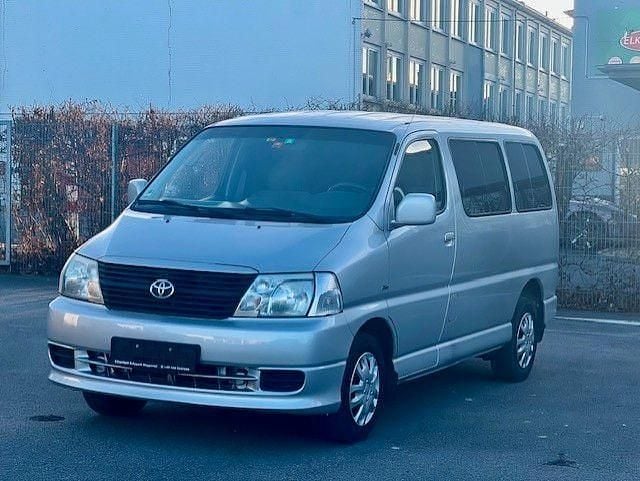 Gebraucht Toyota HiAce 117 PS (86 kW) 2006 Silber Van / Kleinbus