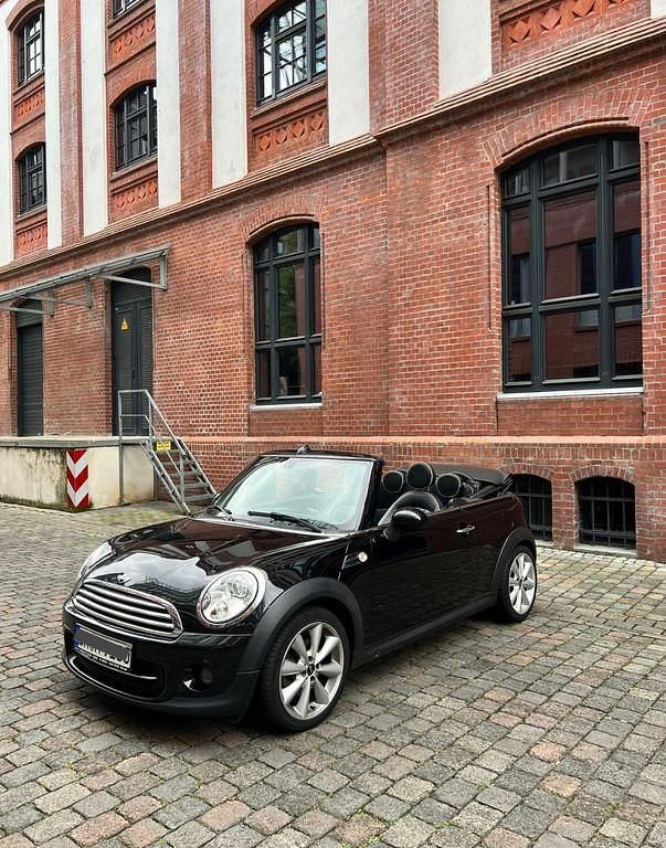 Gebraucht Mini Cooper 122 PS (89 kW) 2013 Schwarz Kleinwagen