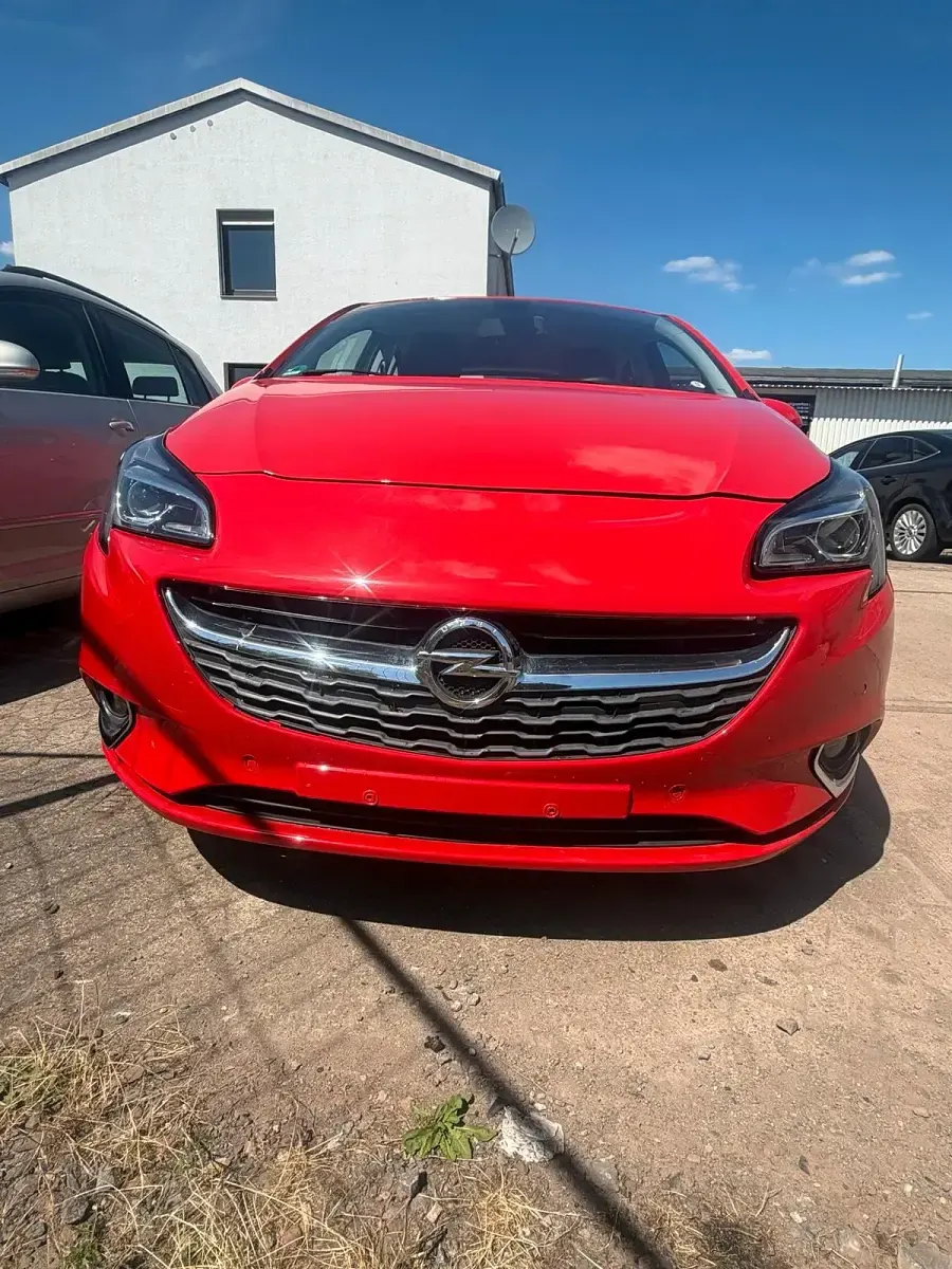 Gebraucht Opel Corsa Innovation 90 PS (66 kW) 2015 Rot Kleinwagen