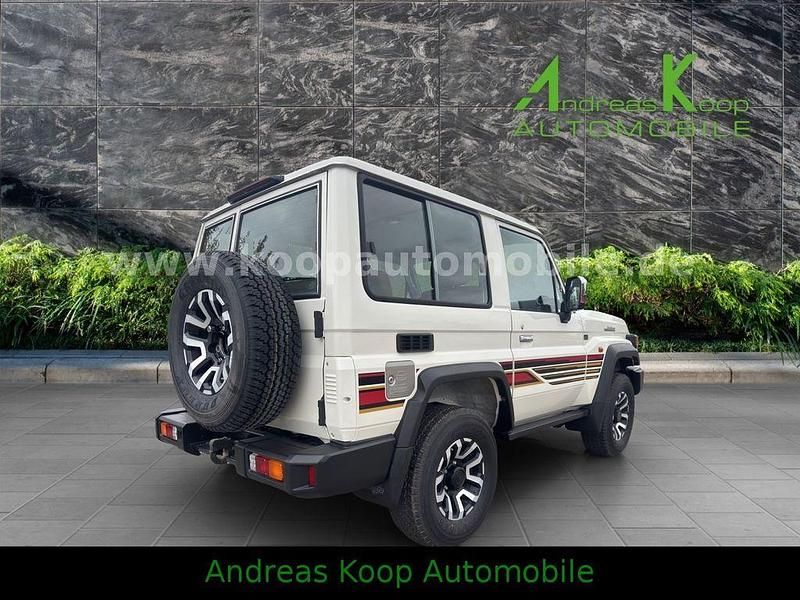 Neu Toyota Land Cruiser 231 PS (169 kW) 2025 Weiß SUV