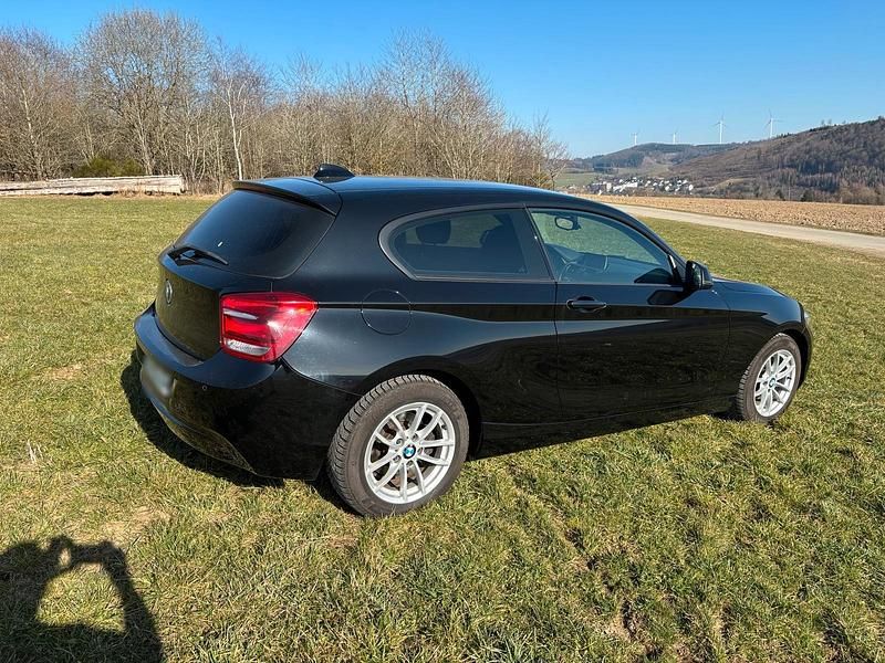 Gebraucht BMW 116 150 PS (110 kW) 2013 Schwarz Kleinwagen