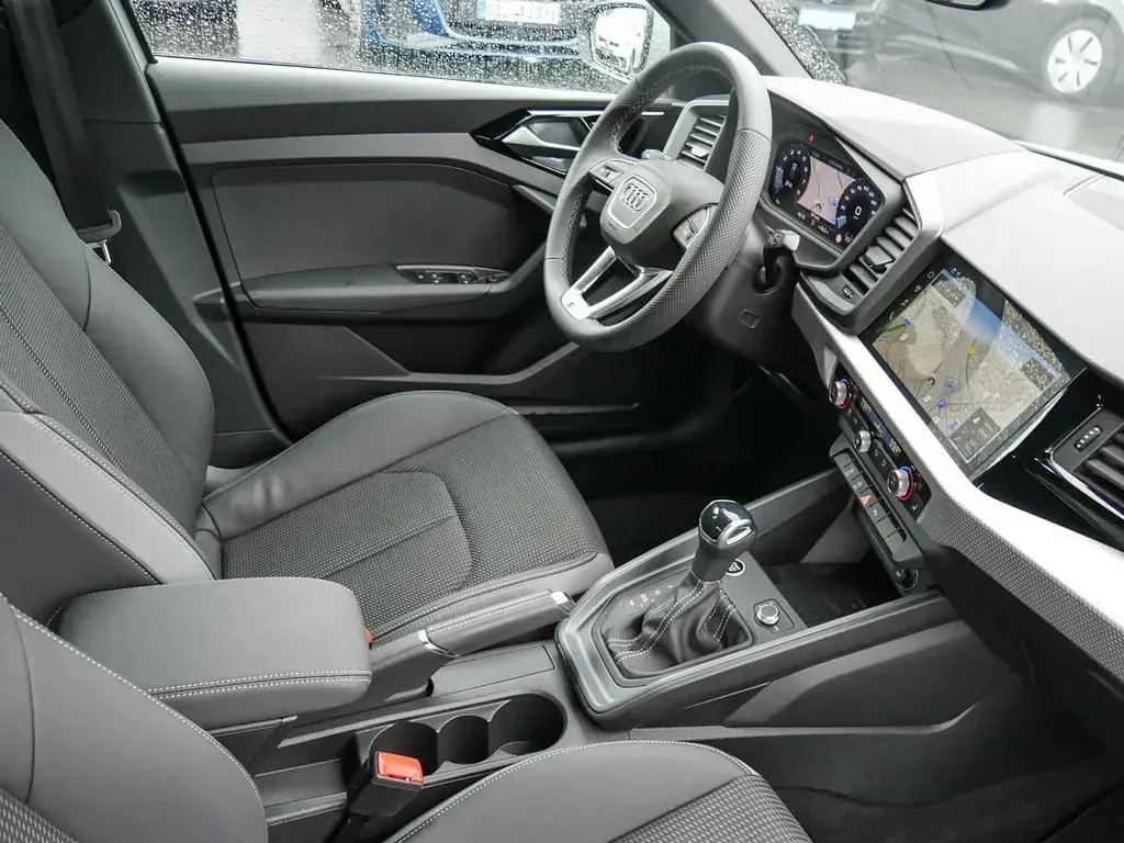 Gebraucht Audi A1 Sportback S-Line 150 PS (110 kW) 2025 Pfeilgrau perleffekt Kleinwagen