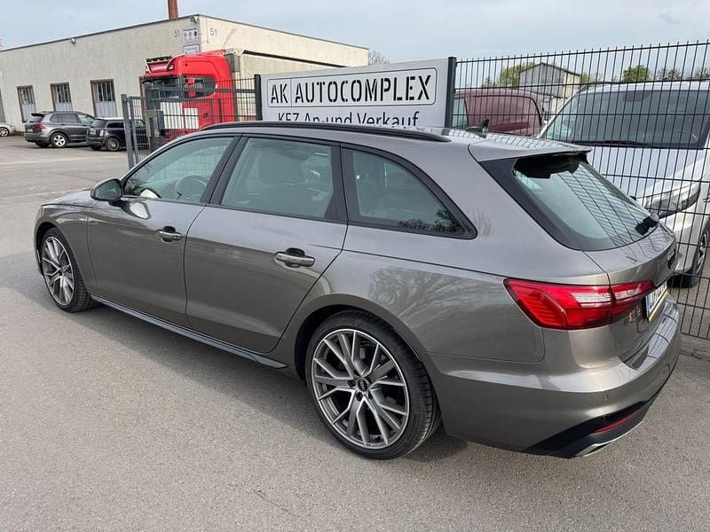 Gebraucht Audi A4 Competition 204 PS (150 kW) 2022 Grau Kombi