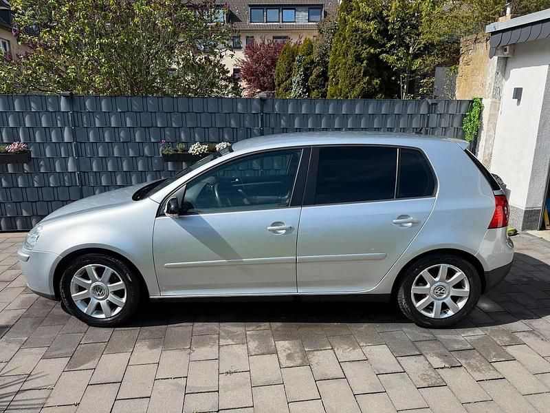 Gebraucht VW Golf IV 140 PS (102 kW) 2004 Silber Limousine