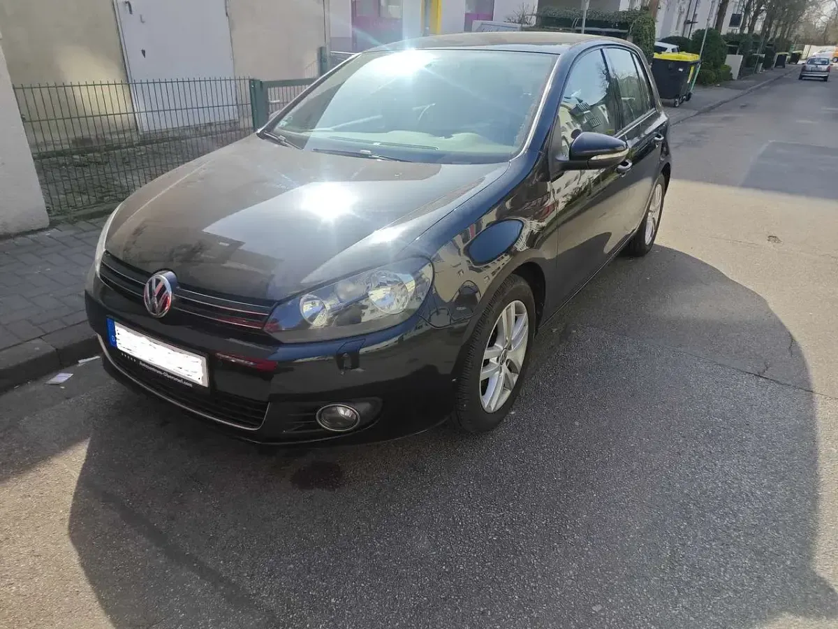 Gebraucht VW Golf VI Comfortline 105 PS (77 kW) 2009 Schwarz Kleinwagen