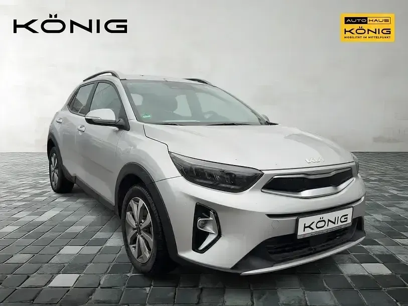 Käytetty Kia Stonic Vision 101 HP (74 kW) 2023 Hopea Katumaasturi