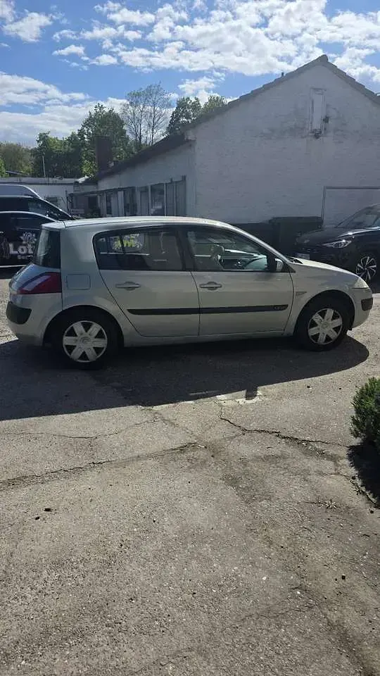 Gebraucht Renault Mégane Avantage 98 PS (72 kW) 2005 Limousine
