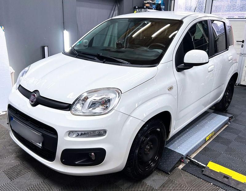 Gebraucht Fiat Panda Lounge 69 PS (50 kW) 2017 Weiß Kleinwagen