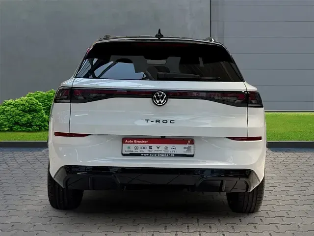 Gebraucht VW T-Roc R-line 150 PS (110 kW) 2025 Pure white SUV