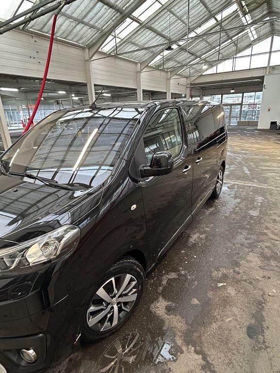 Gebraucht Toyota Proace 150 PS (110 kW) 2017 Schwarz Van / Kleinbus