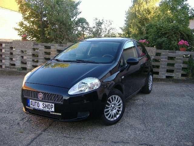 Crossover schwarz Gebraucht 2008 Fiat Grande Punto Kleinwagen | 4.300 € (Etwas zu teuer) - Bild 1/4
