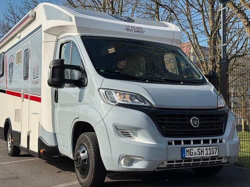 Gebraucht Fiat Ducato 131 PS (96 kW) 2018 Grau Van