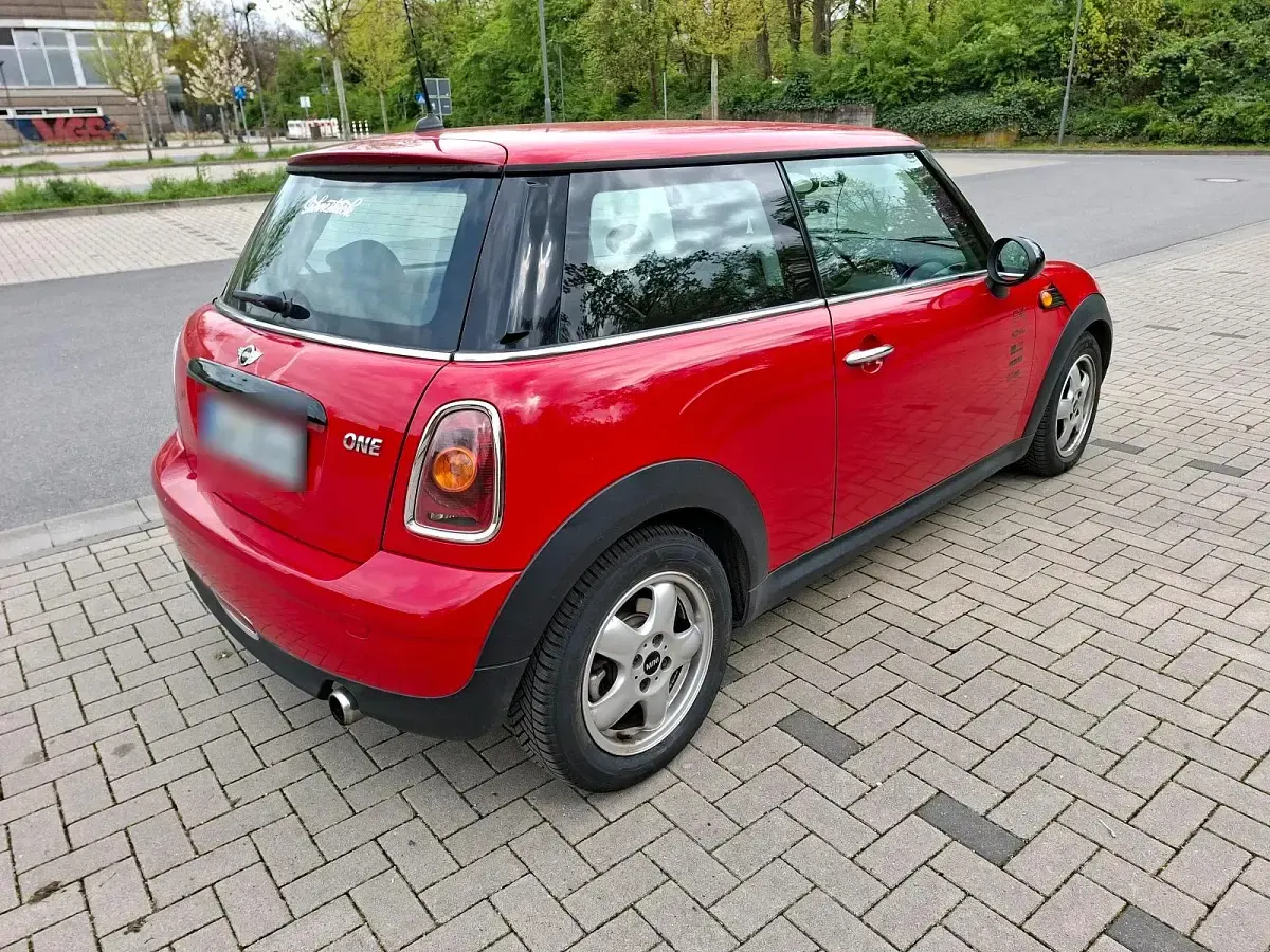 Gebraucht Mini ONE 95 PS (69 kW) 2007 Rot Kleinwagen