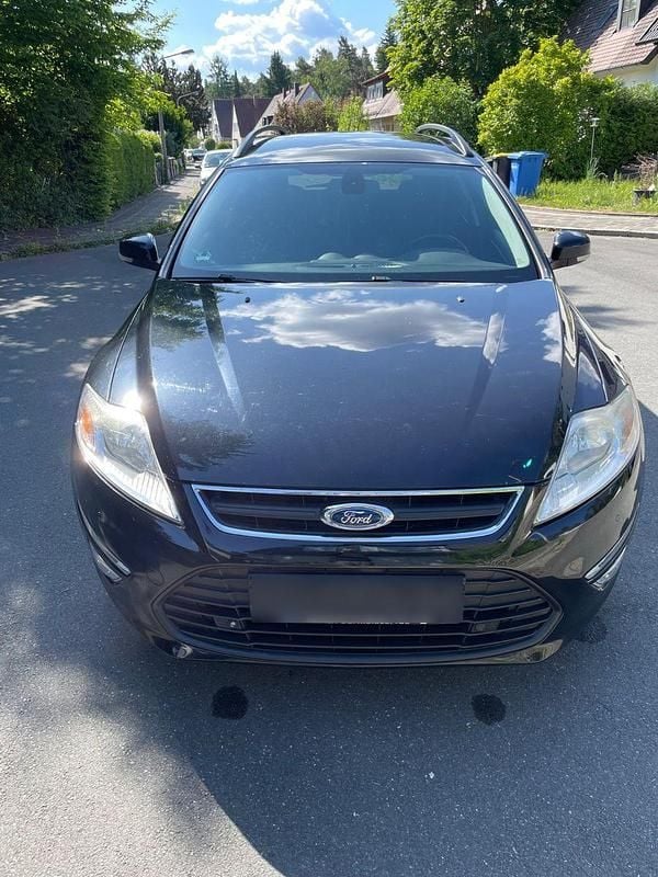 Gebraucht Ford Mondeo Ambiente 120 PS (88 kW) 2011 Schwarz Kombi