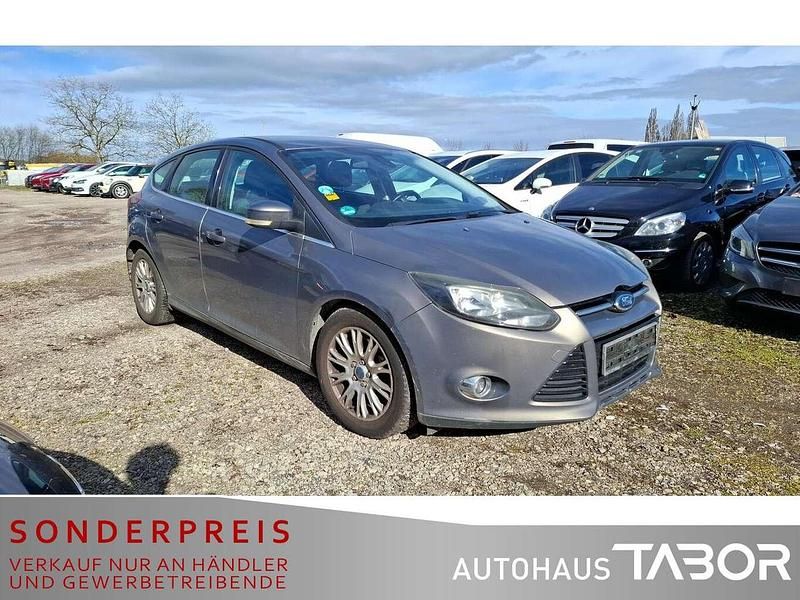 Gebraucht Ford Focus Titanium 140 PS (102 kW) 2011 Grau Limousine