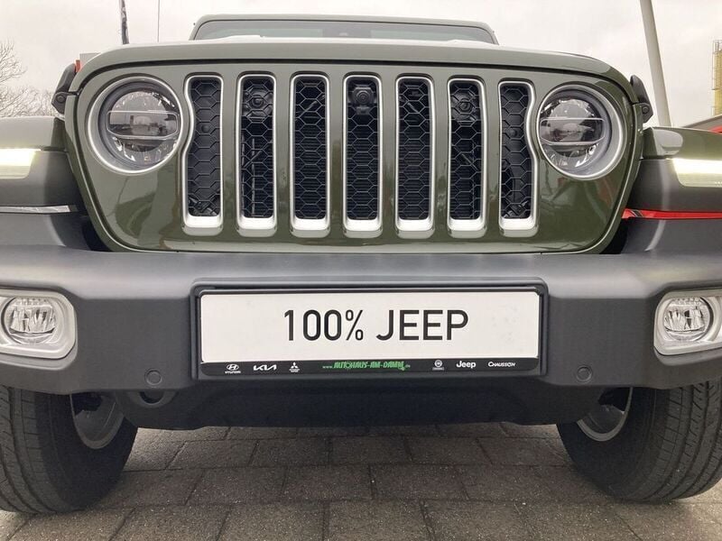 Grün Gebraucht 2022 Jeep Gladiator Overland SUV | 54.930 € (Superpreis) - Bild 1/4