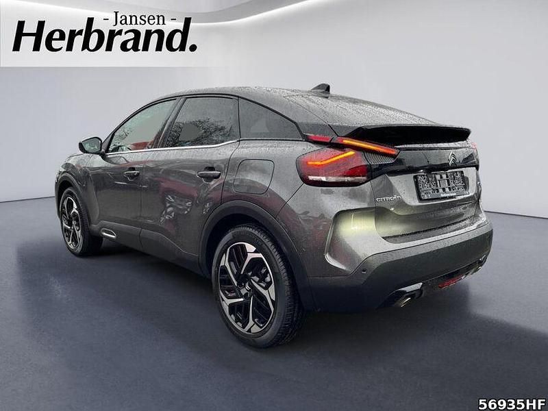 Gebraucht Citroën C4 Shine 131 PS (96 kW) 2023 Lackierung platiniumgrau/typ Limousine