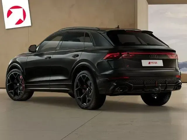 Neu Audi RS Q8 Performance 640 PS (470 kW) 2026 Schwarz SUV