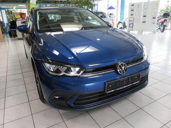 Blau Neu 2024 VW Polo Life Limousine | 22.990 € (Guter Preis) - Bild 1/4