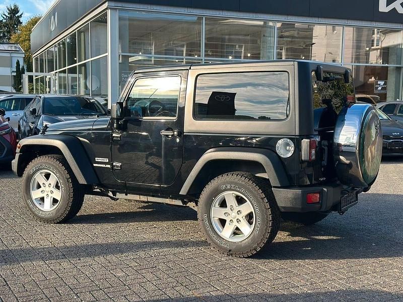 Gebraucht Jeep Wrangler Unlimited Sport 200 PS (147 kW) 2012 Schwarz SUV