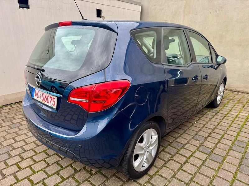 Gebraucht Opel Meriva Selection 101 PS (74 kW) 2013 Blau Van / Kleinbus
