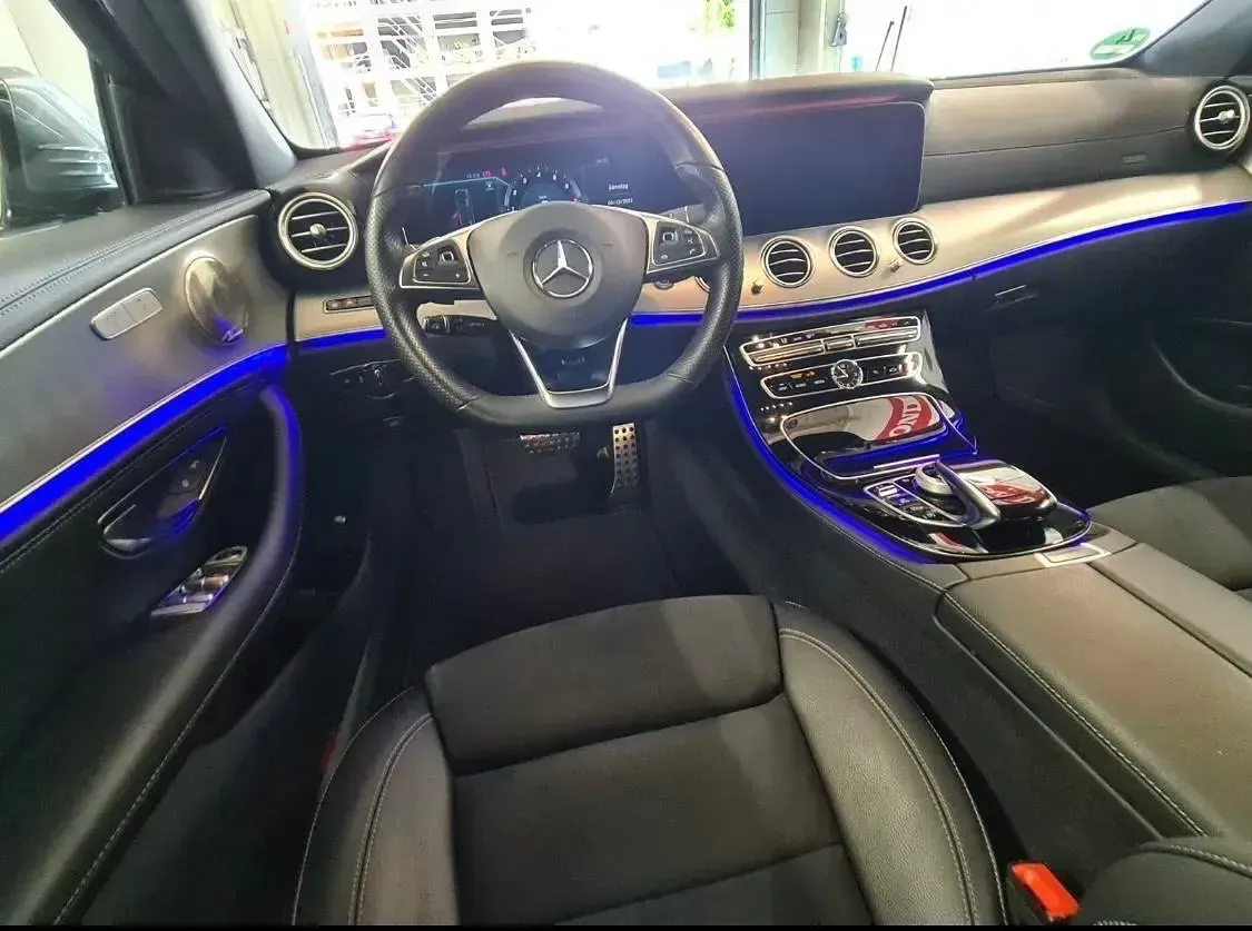 Gebraucht Mercedes E250 AMG line 211 PS (155 kW) 2017 Kombi