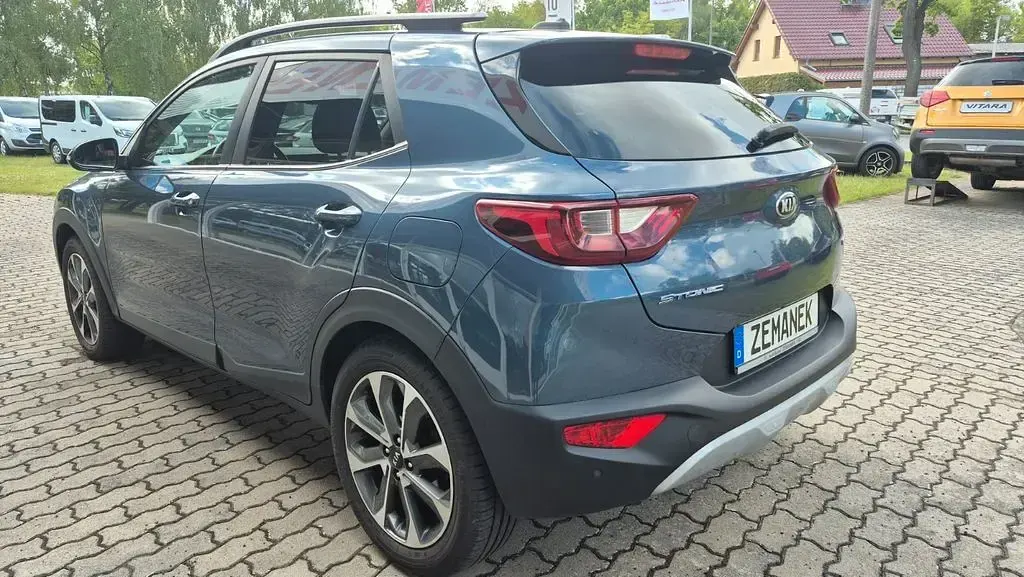 Gebraucht Kia Stonic Spirit 120 PS (88 kW) 2018 Blau SUV