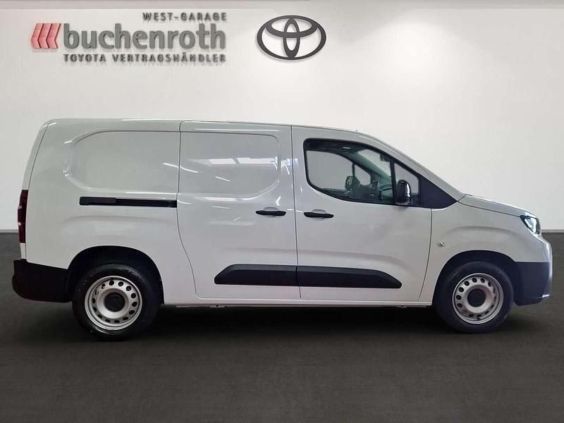 Gebraucht Toyota Proace 102 PS (75 kW) 2024 Ice white Van / Kleinbus