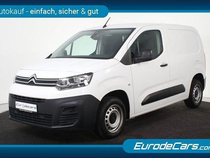 Gebraucht Citroën Berlingo 110 PS (80 kW) 2022 Weiß Van / Kleinbus