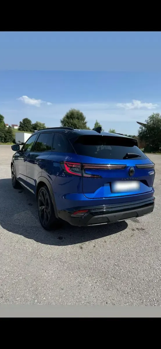 Usata Renault Austral 158 CV (116 kW) 2023 Blu SUV