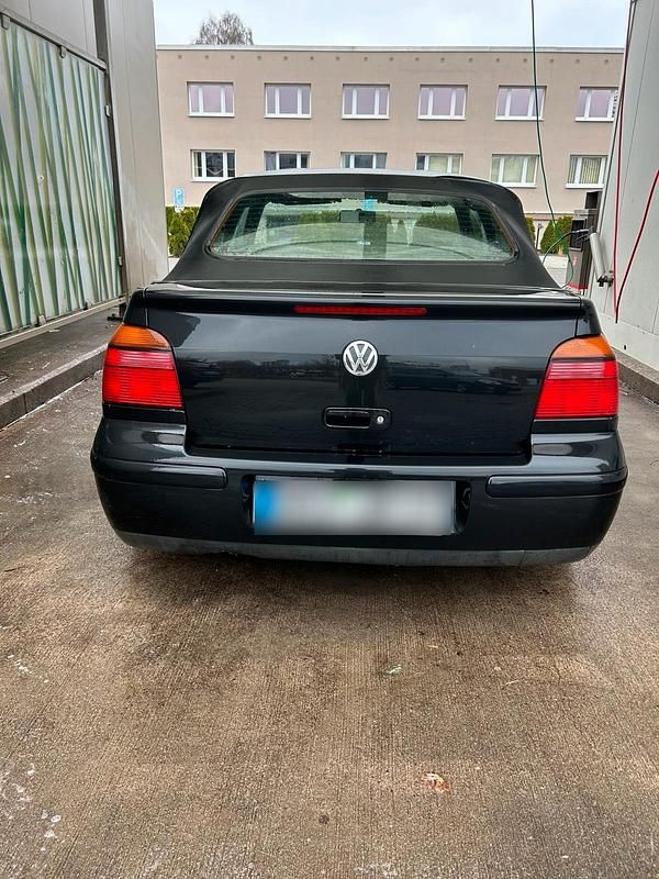 Gebraucht VW Golf Cabriolet 75 PS (55 kW) 1998 Schwarz Cabrio