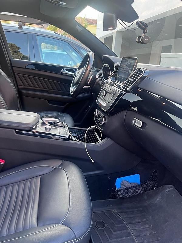 Gebraucht Mercedes GLE350 AMG line 258 PS (189 kW) 2017 Weiß Coupé