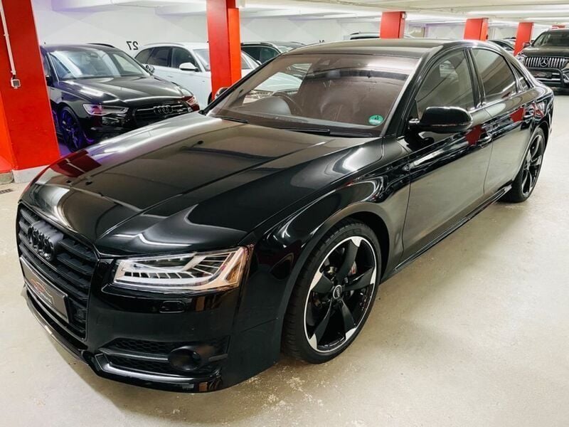 Gebraucht Audi S8 plus Ambiente 605 PS (444 kW) 2017 Mythosschwarz metallic Limousine