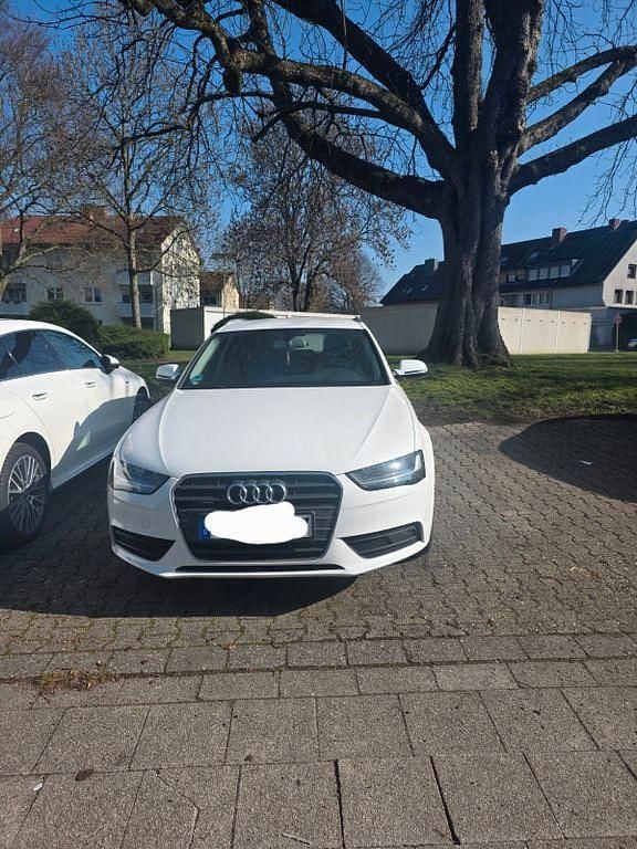 Usado Audi A4 224 HP (164 kW) 2013 Branco Carrinha