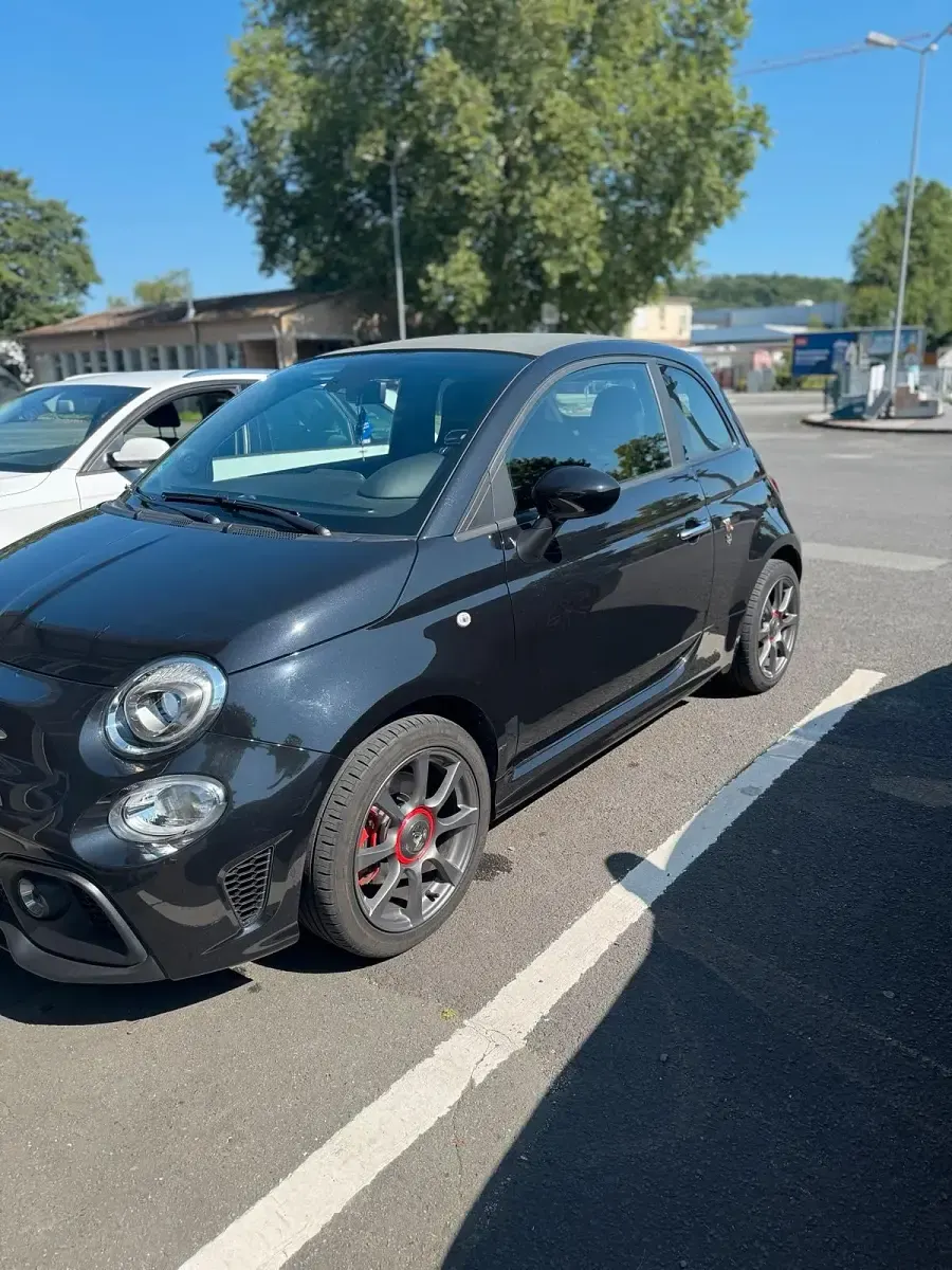 Gebraucht Abarth 595C 145 PS (106 kW) 2020 Schwarz Cabrio