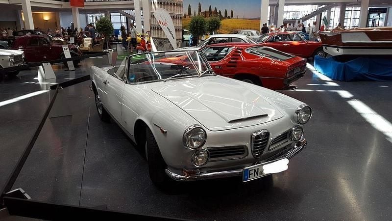 Gebraucht Alfa Romeo 2600 145 PS (106 kW) 1963 Weiß Cabrio