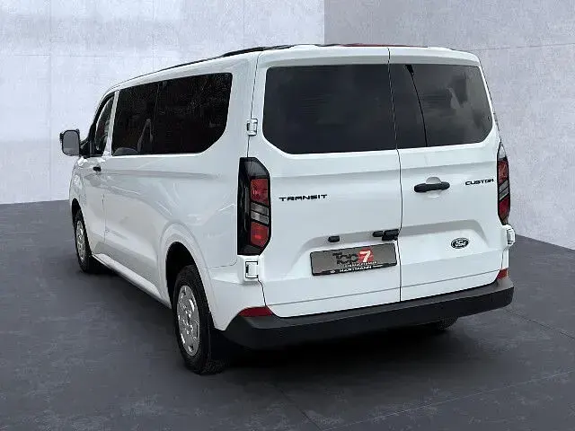Gebraucht Ford Transit Custom Trend 136 PS (100 kW) 2024 Frostweiß Van / Kleinbus