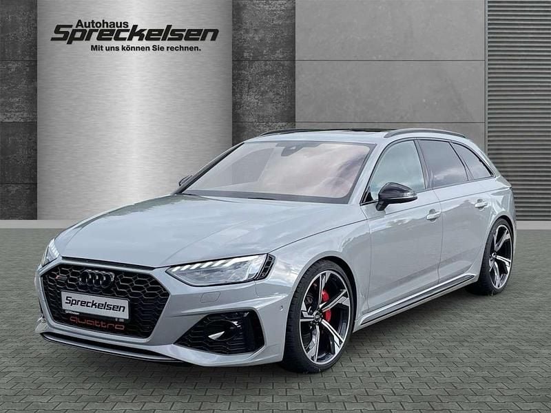 Nardograu Gebraucht 2022 Audi RS4 Ambiente Kombi | 59.990 € (Fairer Preis) - Bild 1/4