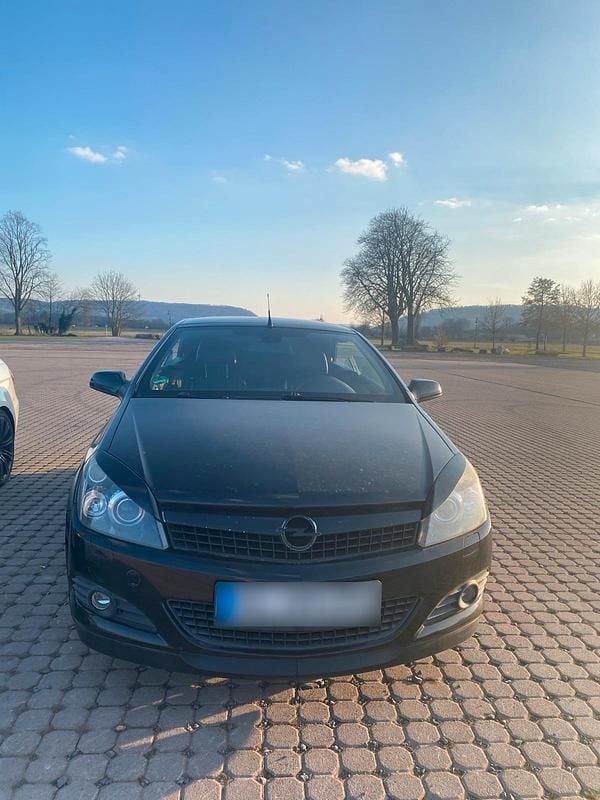 Gebraucht Opel Astra Cabriolet 140 PS (102 kW) 2006 Schwarz Cabrio