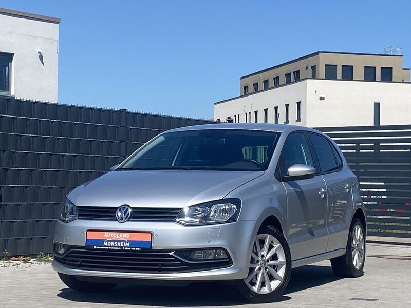 Silber Gebraucht 2015 VW Polo Highline Limousine | 8.950 € (Fairer Preis) - Bild 1/4