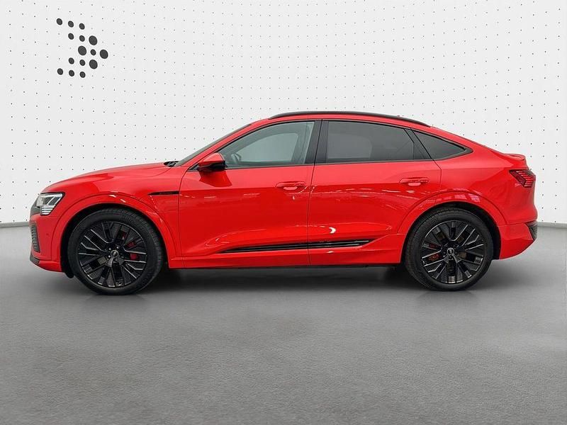 Gebraucht Audi Q8 Sportback e-tron S-Line 300 kW (408 PS) 2023 Rot SUV