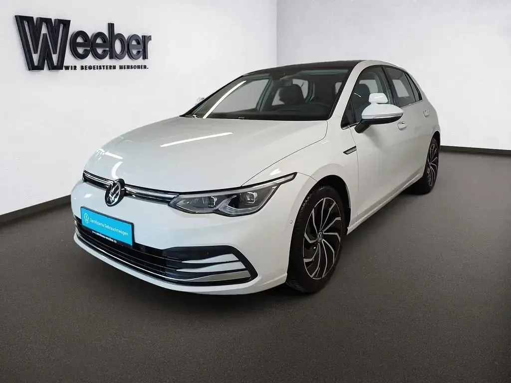 Gebraucht VW Golf VIII Style 150 PS (110 kW) 2023 Weiß Limousine