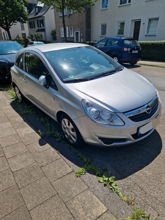 Silber Gebraucht 2008 Opel Corsa Edition Limousine | 4.050 € (Fairer Preis) - Bild 1/4