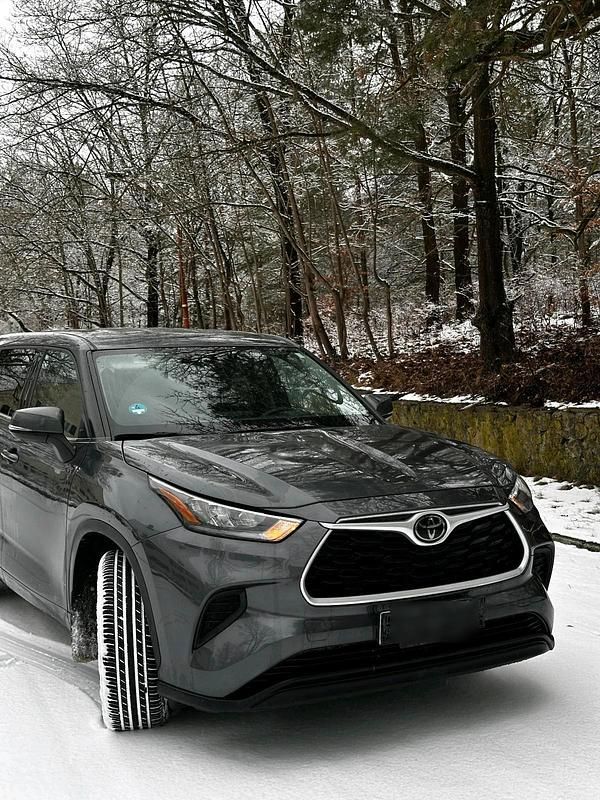 Gebraucht Toyota Highlander 390 PS (286 kW) 2020 Grau SUV