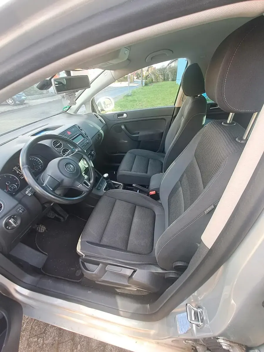 Gebraucht VW Golf Plus 102 PS (75 kW) 2010 Silber Van / Kleinbus