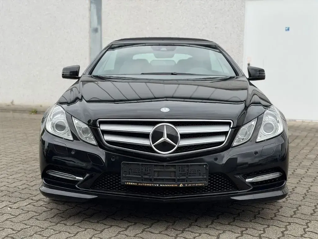 Gebraucht Mercedes E350 AMG 265 PS (194 kW) 2012 Schwarz Cabrio