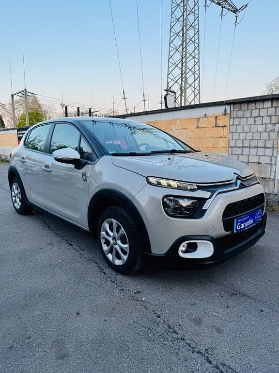 Używany Citroën C3 82 KM (60 kW) 2023 Szary Hatchback