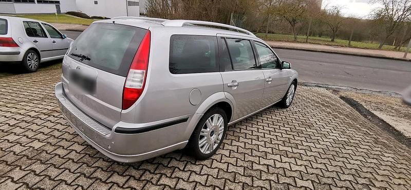 Gebraucht Ford Mondeo 160 PS (117 kW) 2006 Kombi