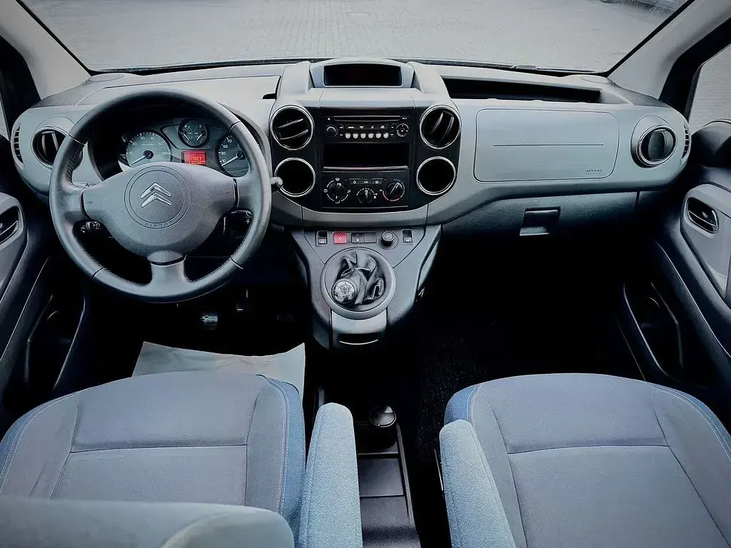 Gebraucht Citroën Berlingo 92 PS (67 kW) 2011 Grau Van / Kleinbus
