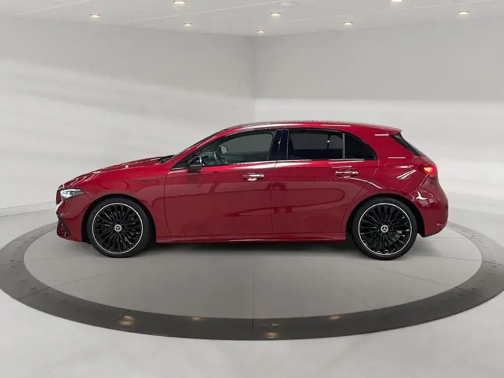 Gebraucht Mercedes A220 AMG 190 PS (139 kW) 2025 Manufaktur patagonienrot metal Limousine